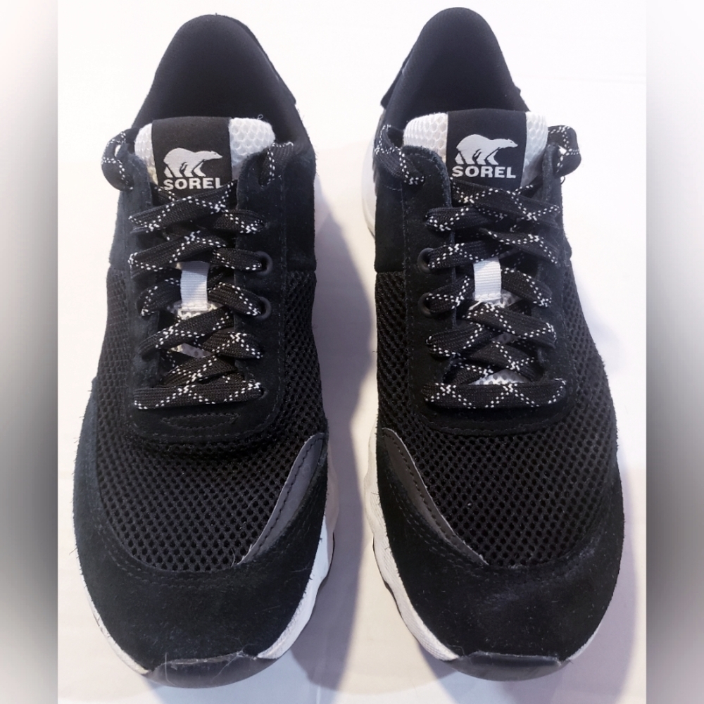 Sorel Kinetic Lite Black Suede Sneakers Womens Size 10